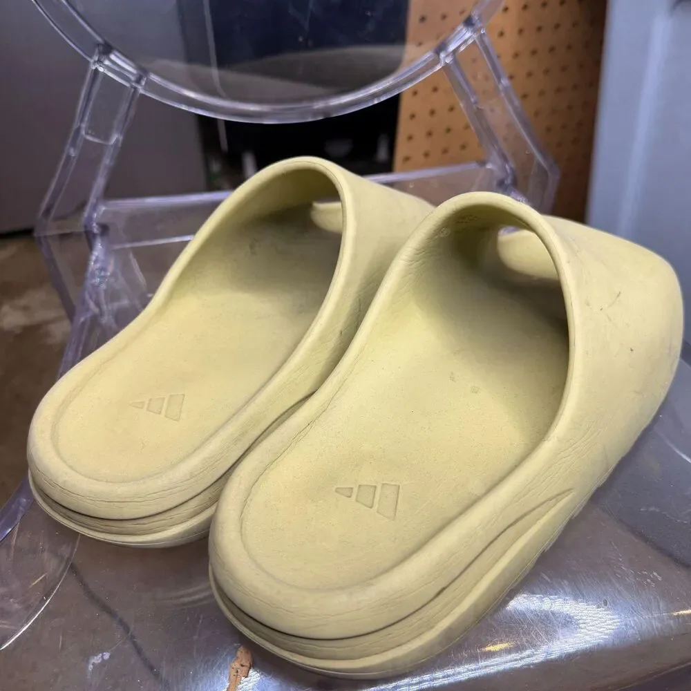 Adidas Men's Yellow and Cream Sandals